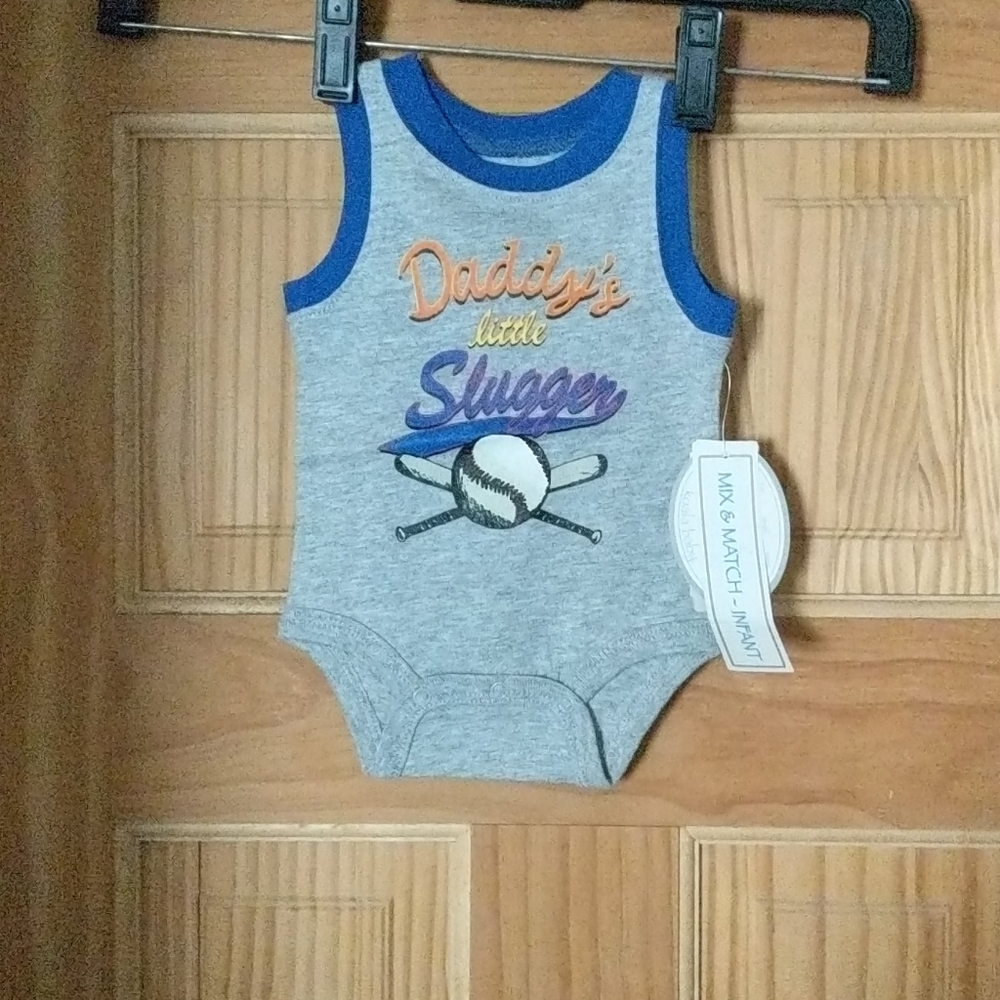 NB Daddy's little slugger onesie